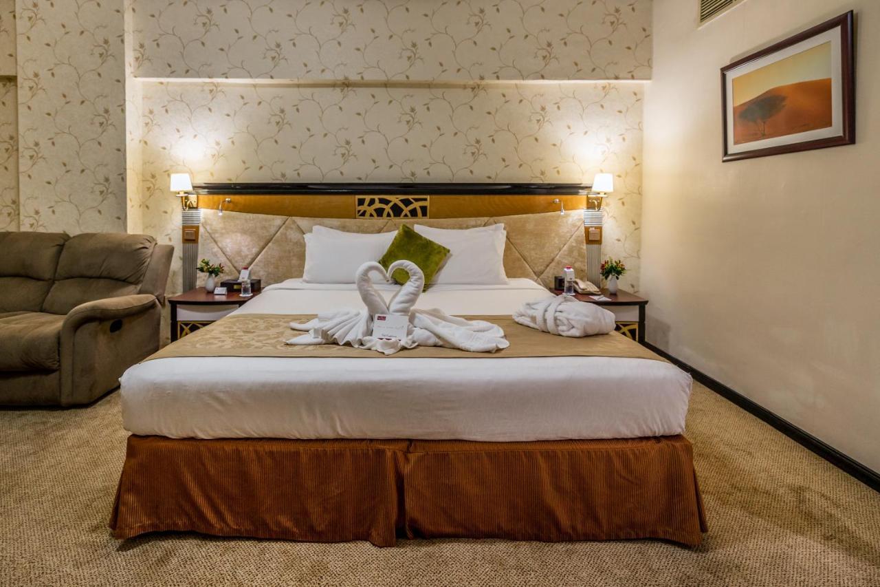 דובאי The Park Hotel Formerly מראה חיצוני תמונה