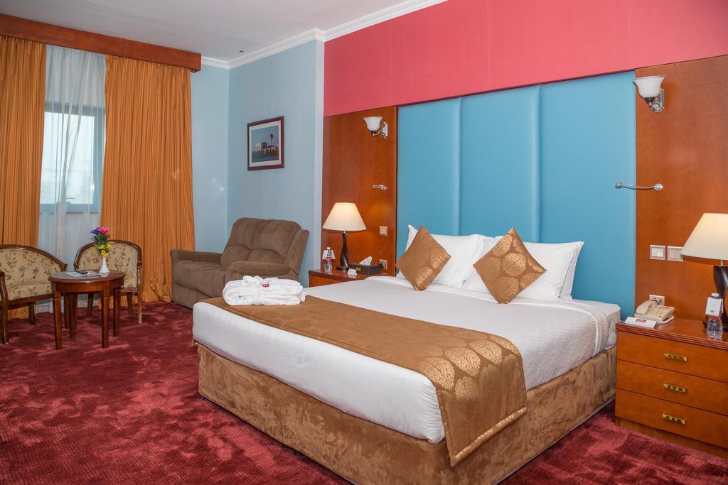 דובאי The Park Hotel Formerly מראה חיצוני תמונה