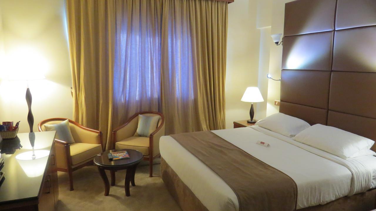 דובאי The Park Hotel Formerly מראה חיצוני תמונה