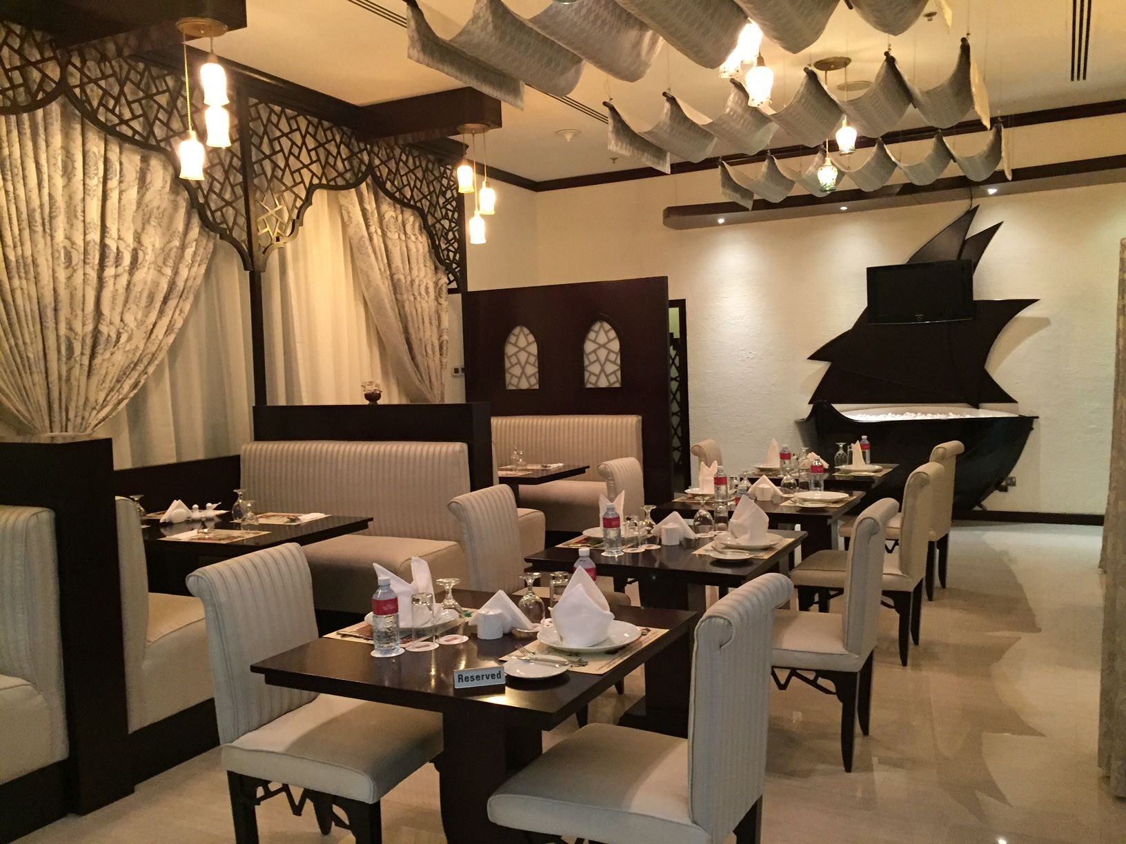 דובאי The Park Hotel Formerly מראה חיצוני תמונה